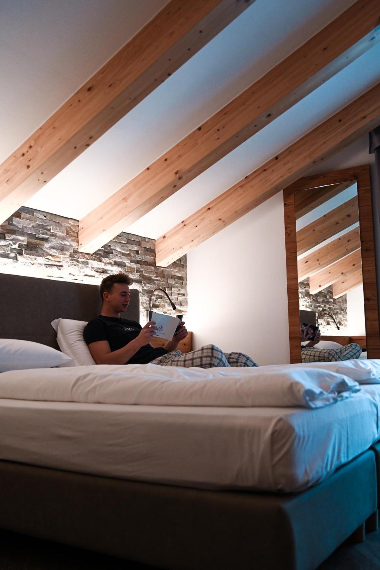 Wellness Hotel Lupo Bianco Canazei Dış mekan fotoğraf