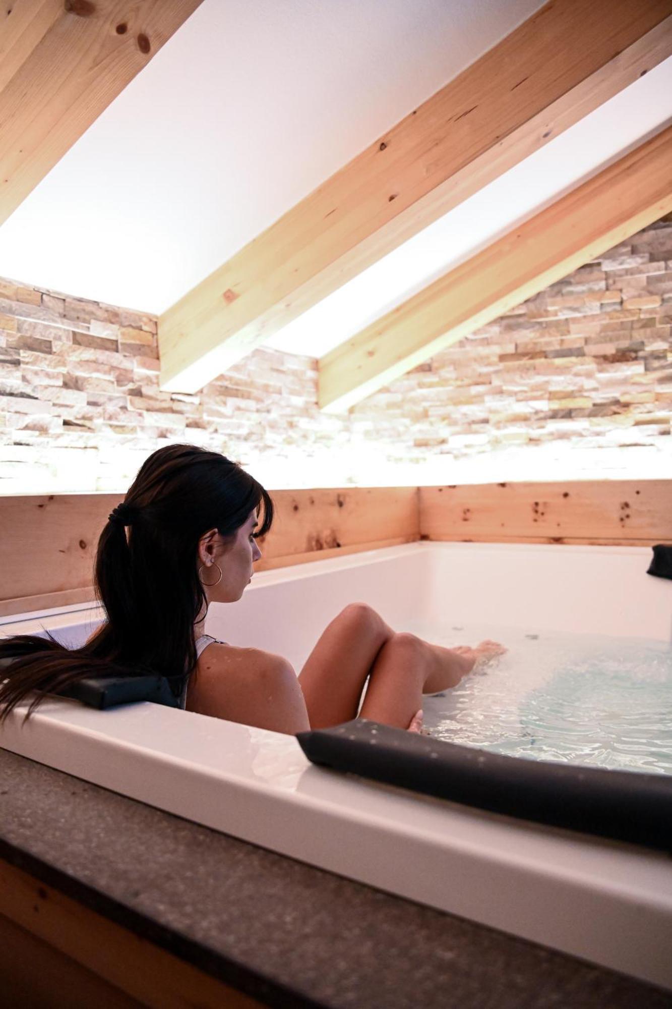 Wellness Hotel Lupo Bianco Canazei Dış mekan fotoğraf