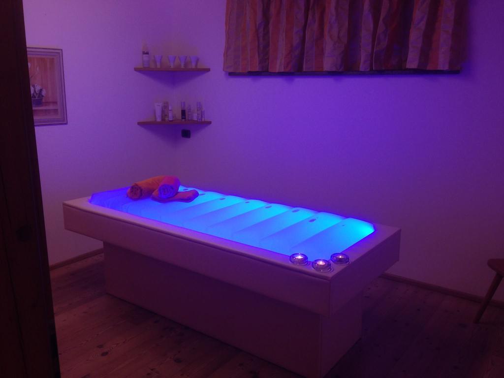 Wellness Hotel Lupo Bianco Canazei Dış mekan fotoğraf