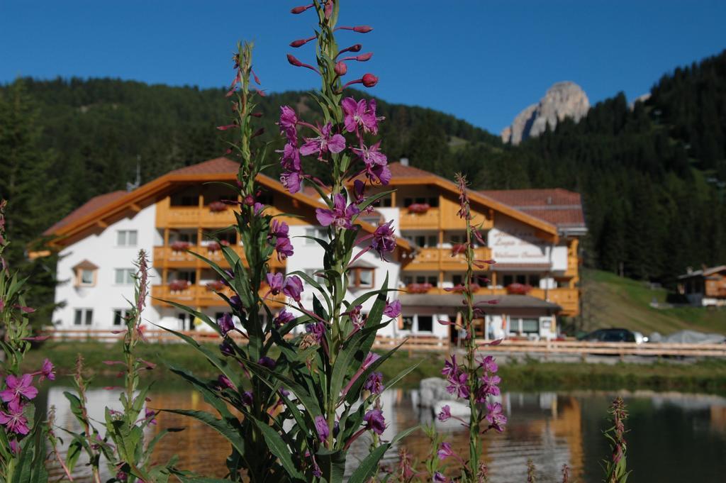Wellness Hotel Lupo Bianco Canazei Dış mekan fotoğraf